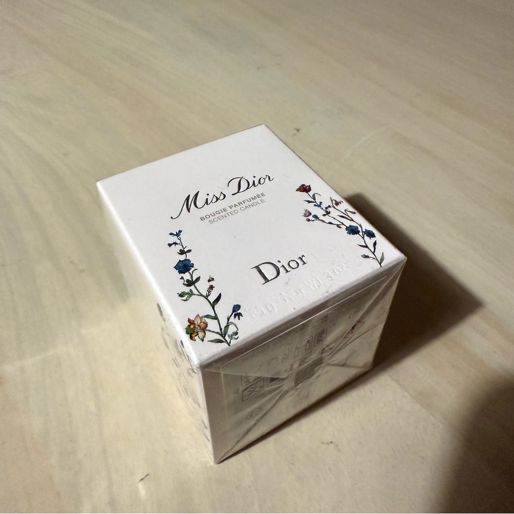 Dior Miss Dior Perfumed candle
